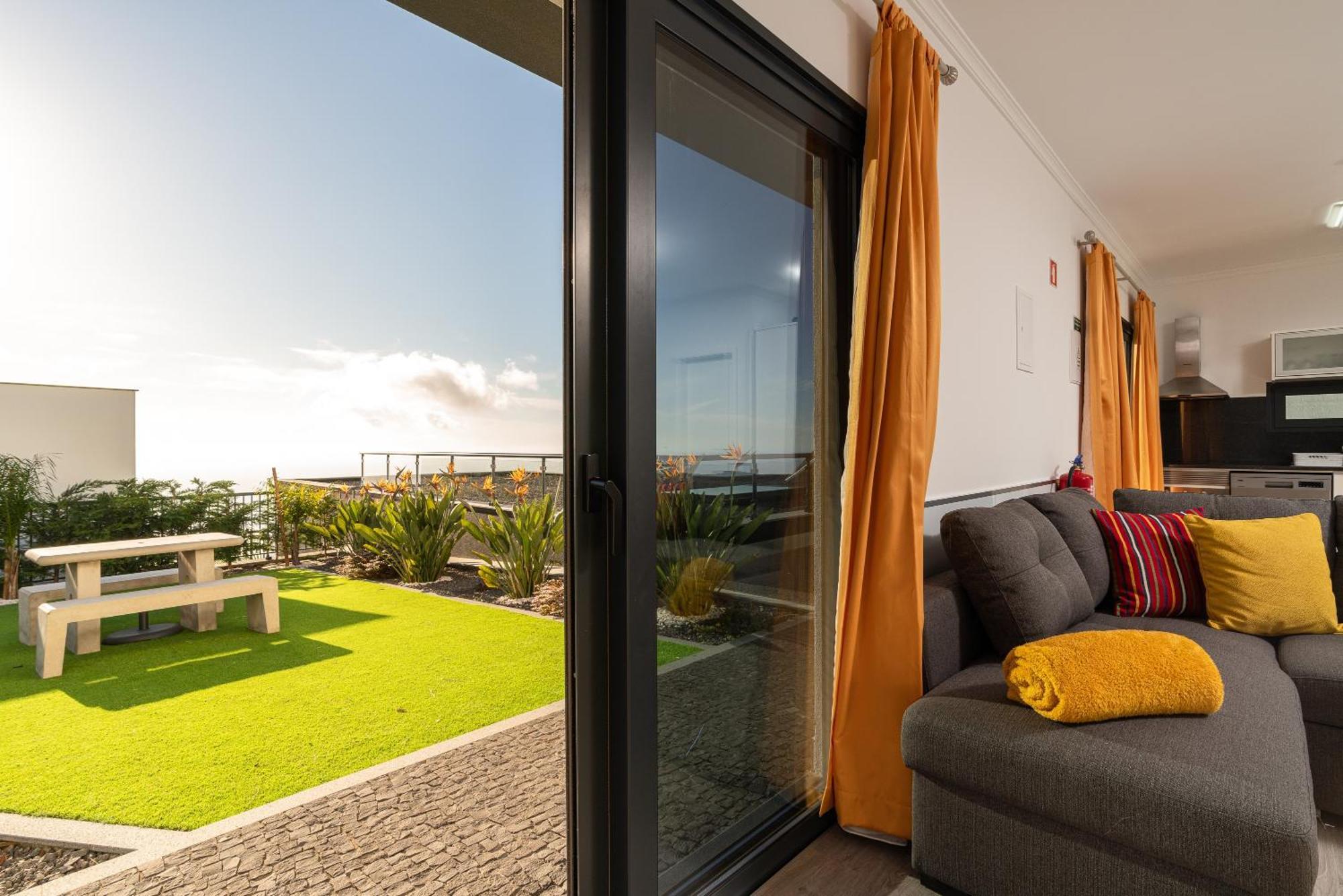 Ourmadeira - Sunset Cliff Villas, Contemporary Фажан-да-Овель Номер фото